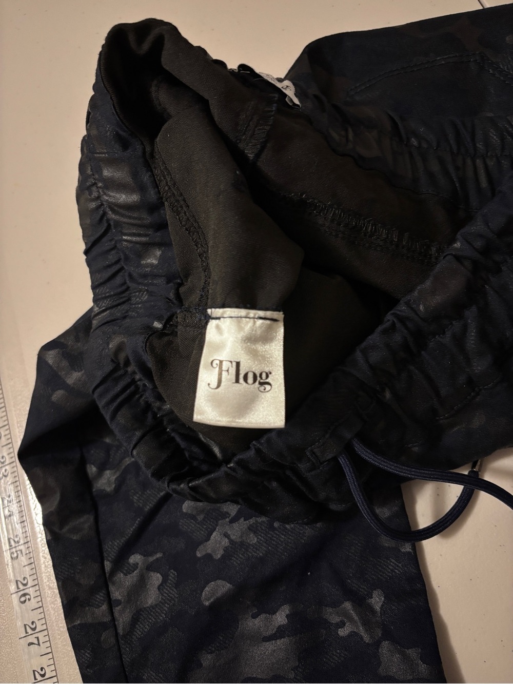 Bevy Flog Womens Navy Blue Camo Pants Size 29 Athleisure Gorpcore Pull On Slim - Picture 10 of 11